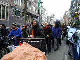 Prople with bakfiets